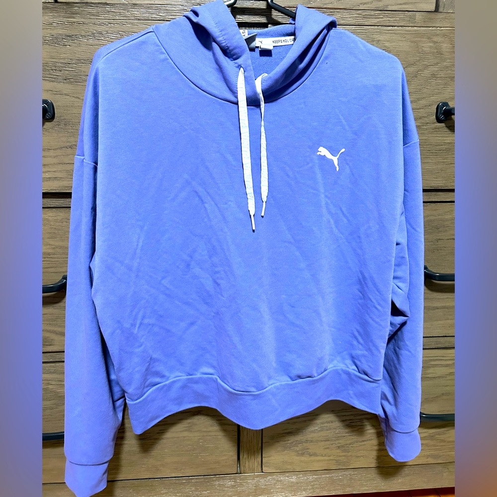 Puma cropped hooded sweater - M